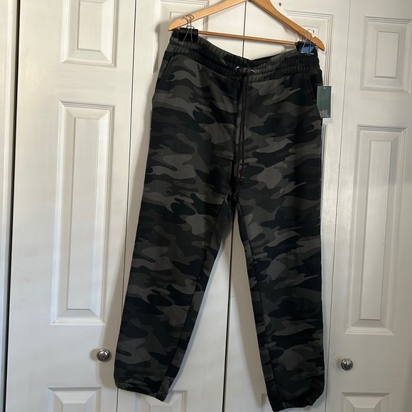 Pants - Wild Fable Camo Joggers